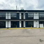 1 Bd Motel Condo With Kitchenette - 3