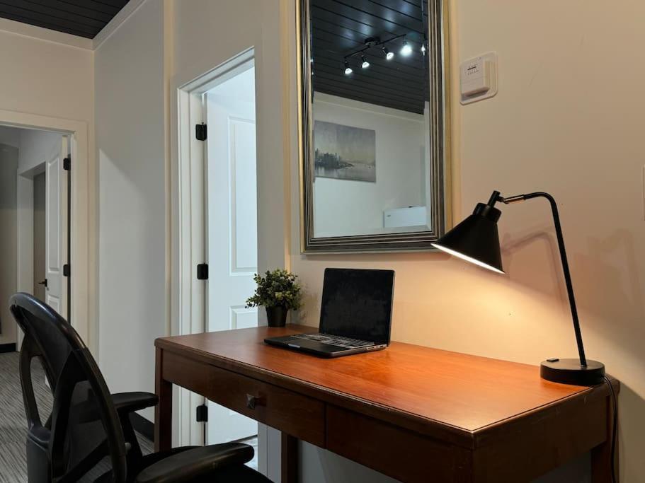 1 Bd With Kitchenette - 3 * Edmonton